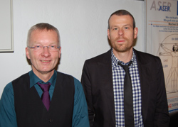 Prof. Dr. Ralf Pieper (Bergische Universität Wuppertal) und Prof. Dr. Nico Dragano von der Heinrich-Heine-Universität Düsseldorf (v.l.n.r.) vor dem Beginn des 98. Sicherheitswissenschaftlichen Kolloquiums in Wuppertal.