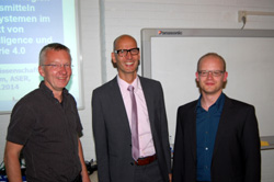 Prof. Dr. Ralf Pieper (BUW) mit Direktor und Prof. Dr. Armin Windel und Dipl.-Psych. Matthias Hartwig von der BAuA aus Dortmund beim 103. Sicherheitswissenschaftlichen Kolloquium (v.l.n.r.).